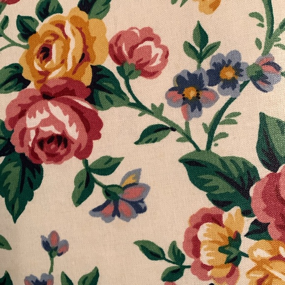 Longaberger Garden Splendor Pillows. Set of 2 - Picture 14 of 16